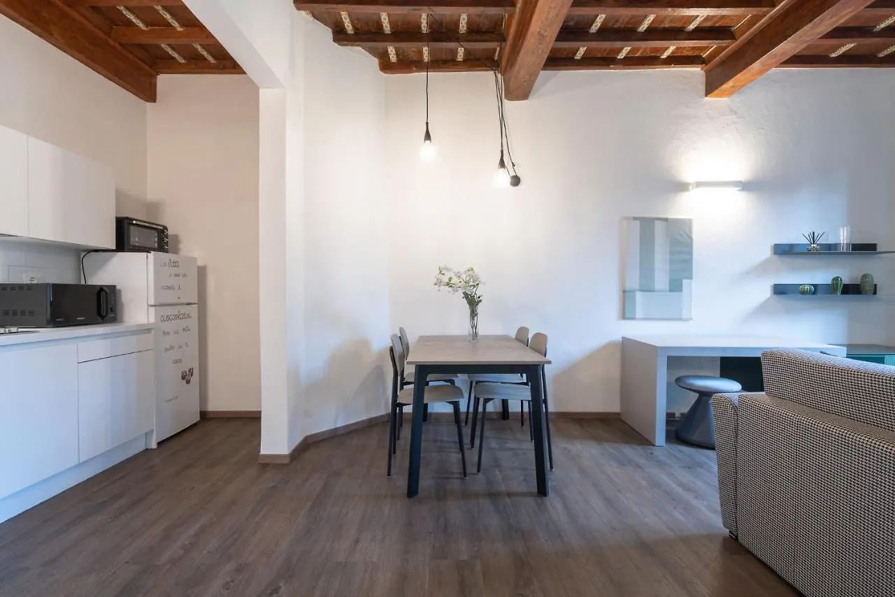 Elegant Green Apartment In San Gallo Firenze Florence