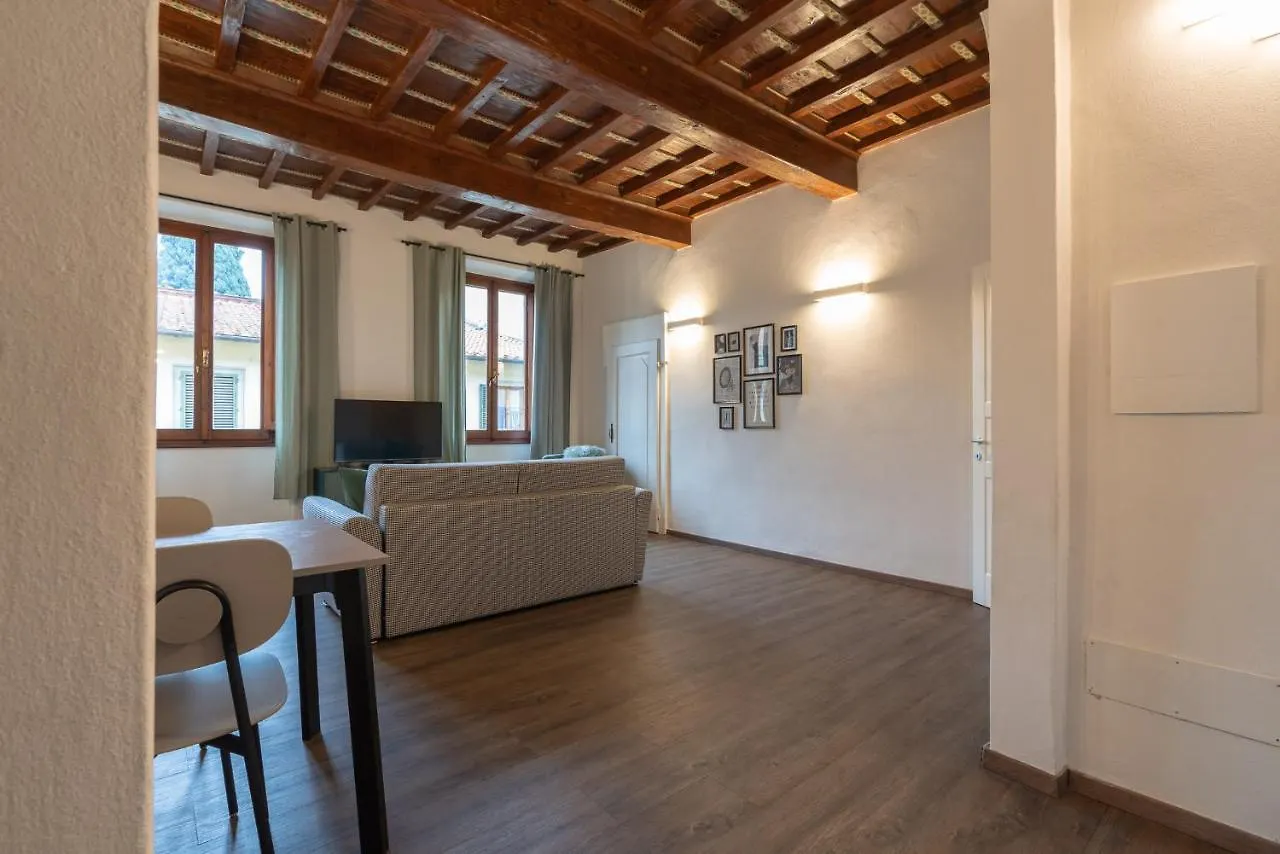 Elegant Green Apartment In San Gallo Firenze